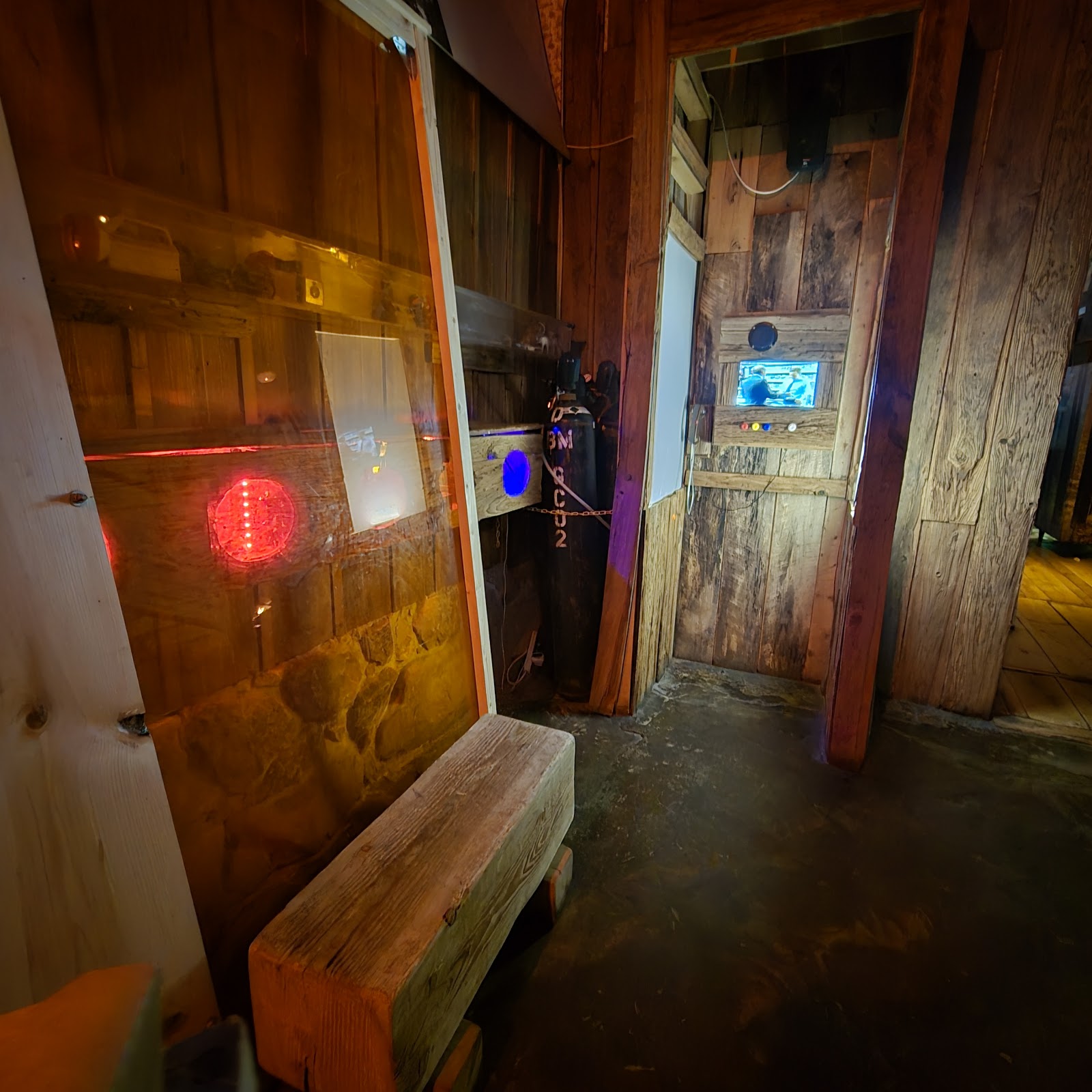Forest Room 5 welcome area